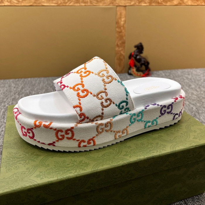 GCI GG Slide Sandal