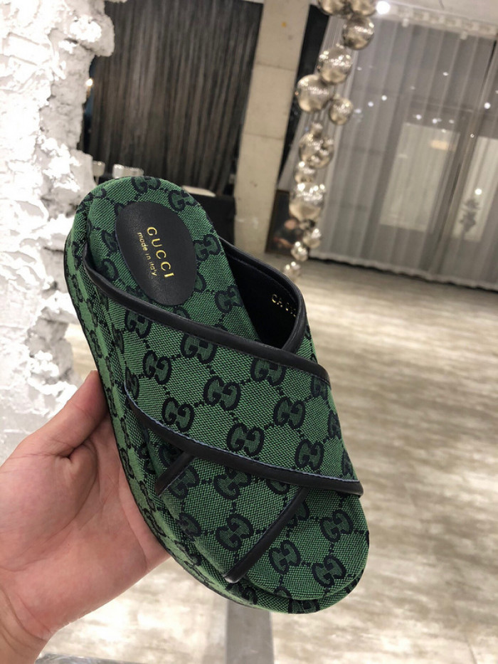 GCI GG Slide Sandal
