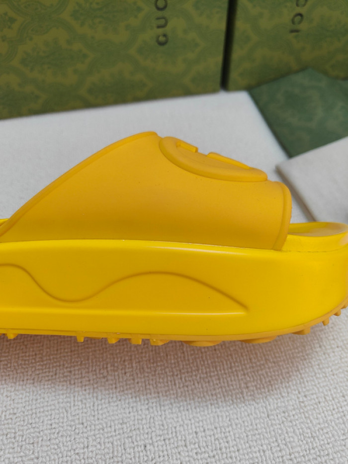 GCI GG Slide Sandal