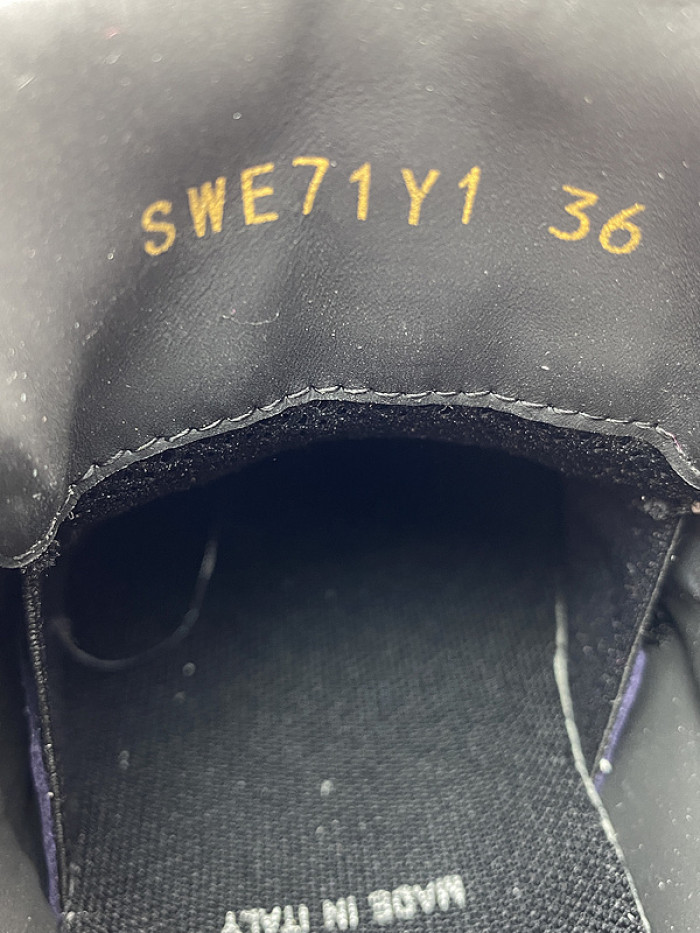 Va1e*ntin0 garavani sneaker