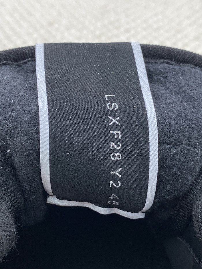 Va1e*ntin0 garavani sneaker