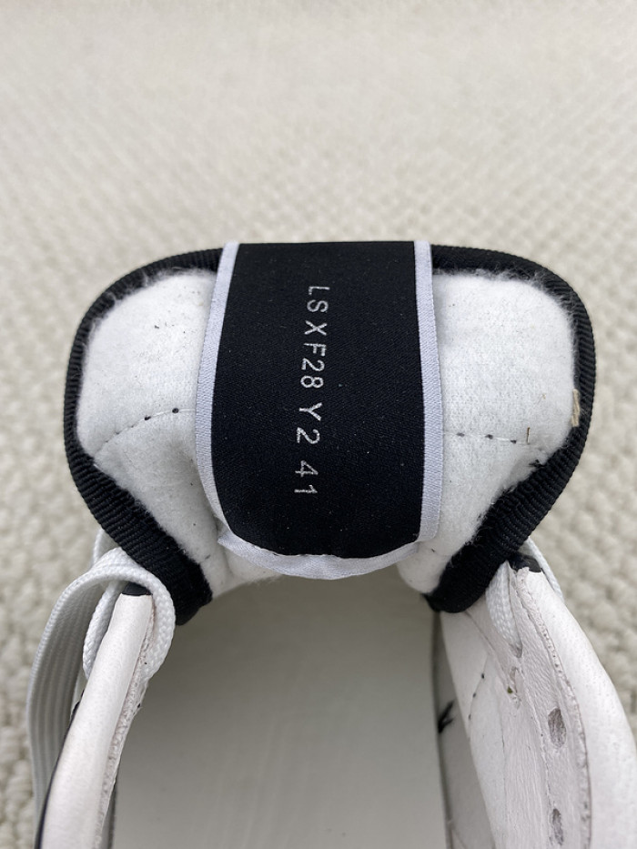 Va1e*ntin0 garavani sneaker