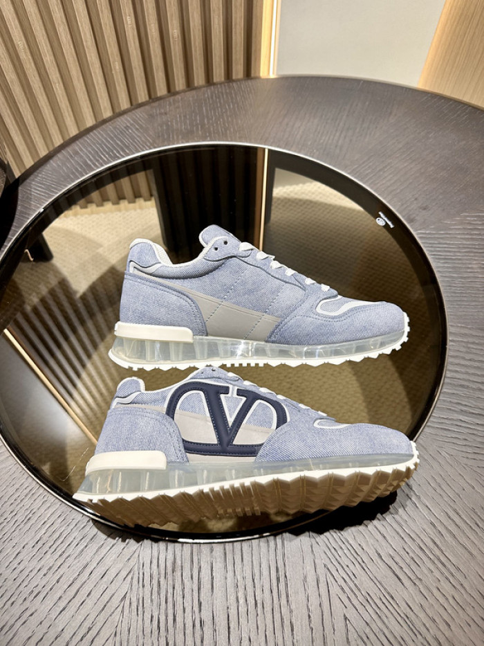 Va1e*ntin0 garavani sneaker