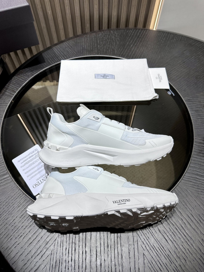 Va1e*ntin0 garavani sneaker