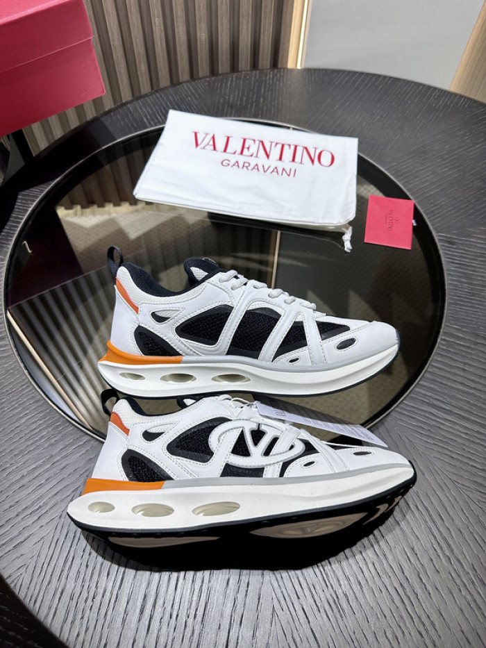 Va1e*ntin0 garavani sneaker