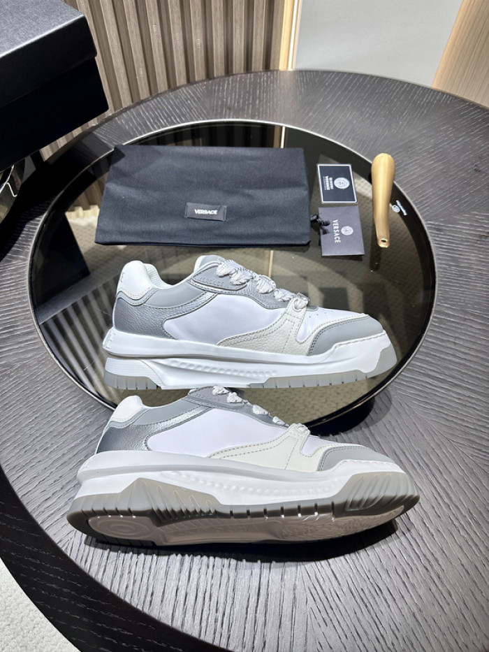 Va1e*ntin0 garavani sneaker
