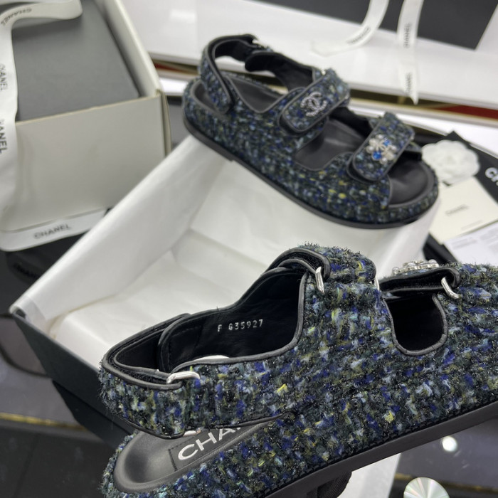 CN Slide Sandal