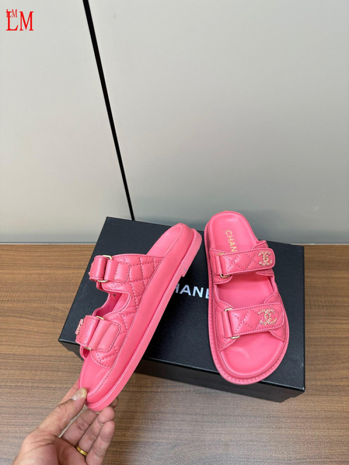 CN Slide Sandal