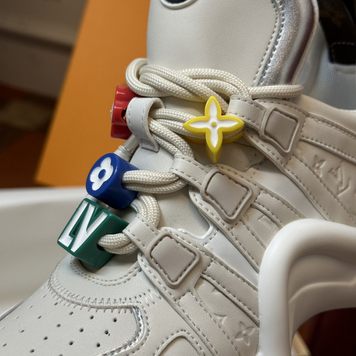 LUSV SNEAKERS