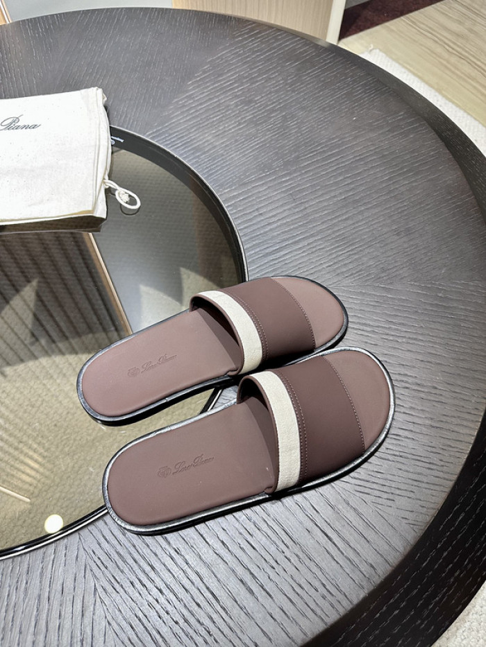 L0r0 P1ana sandal