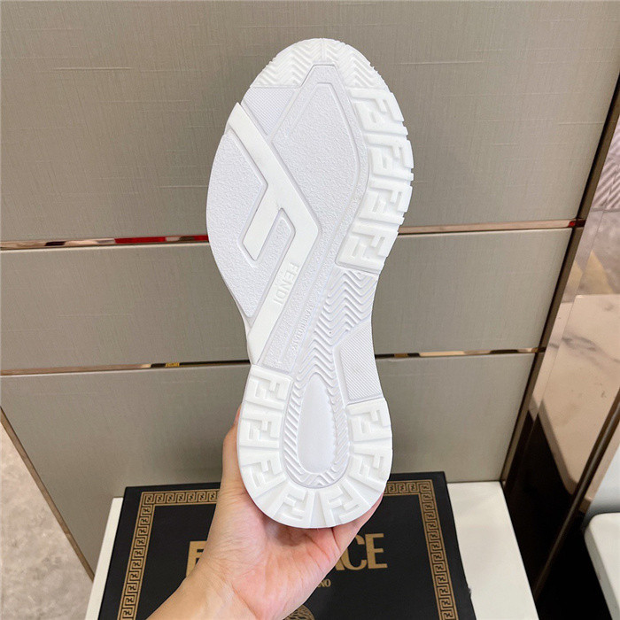 VRCE Sneaker