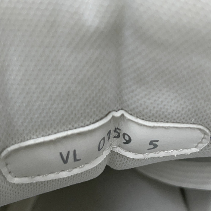 LUSV SNEAKERS