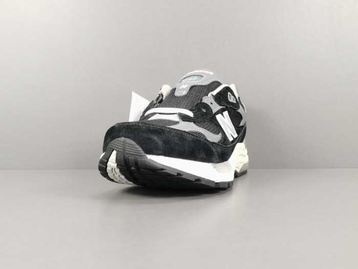 new Ba1an*e 992 black grey m992eb