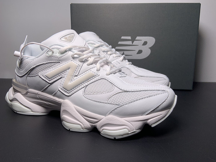 new Ba1an*e 9060 "triple white" u9060nrj