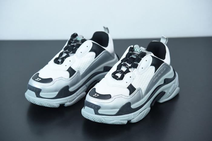 BALCIA Triple S Sneaker