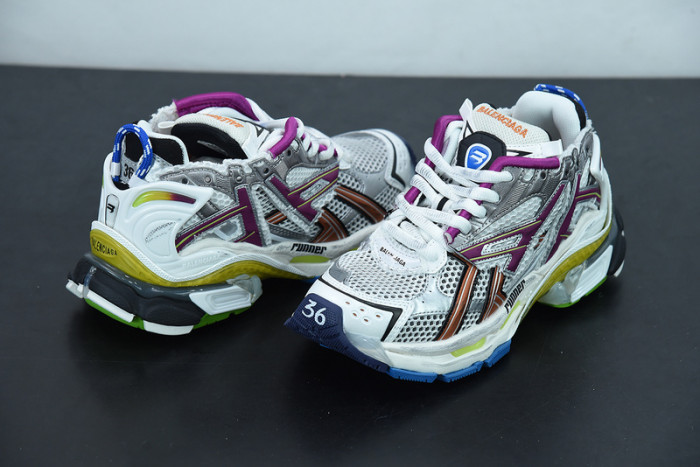 BALCIA RUNNER SNEAKER