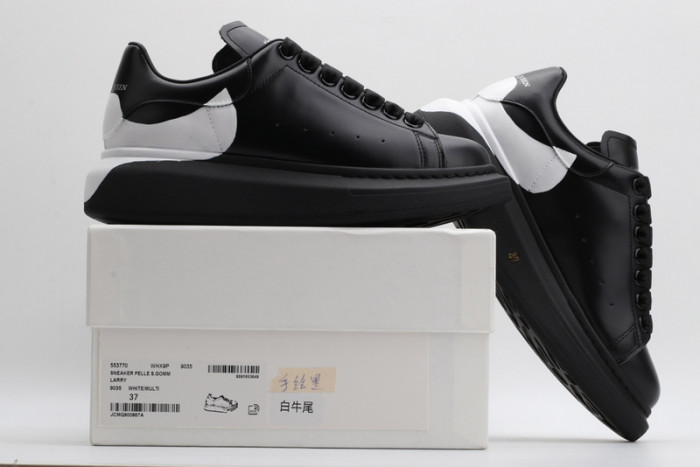 ALEXMQ Sneakers