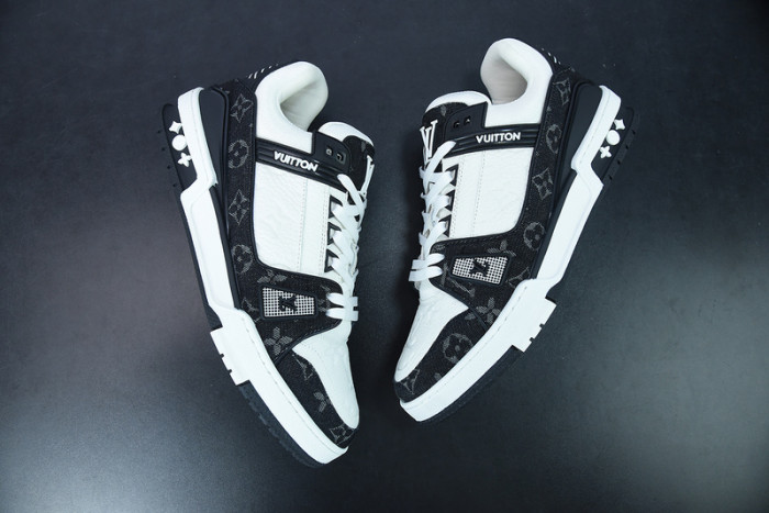 LUSV SNEAKERS