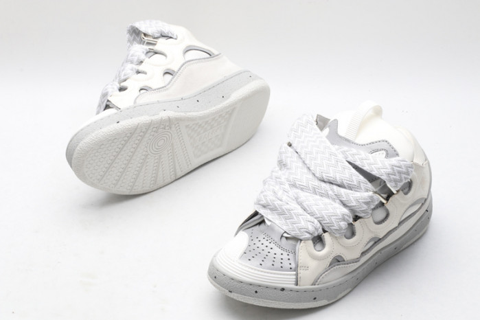 Lanu1n curb sneaker