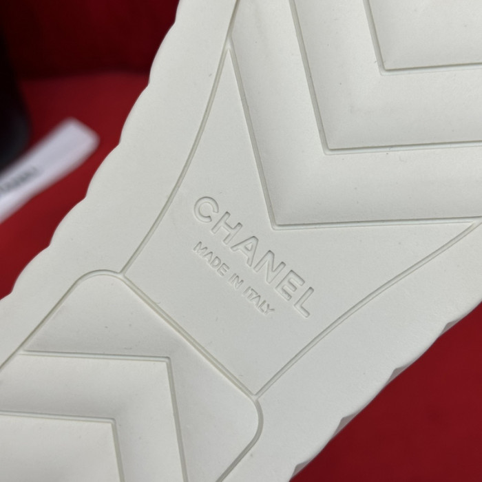 CHNL Sneaker