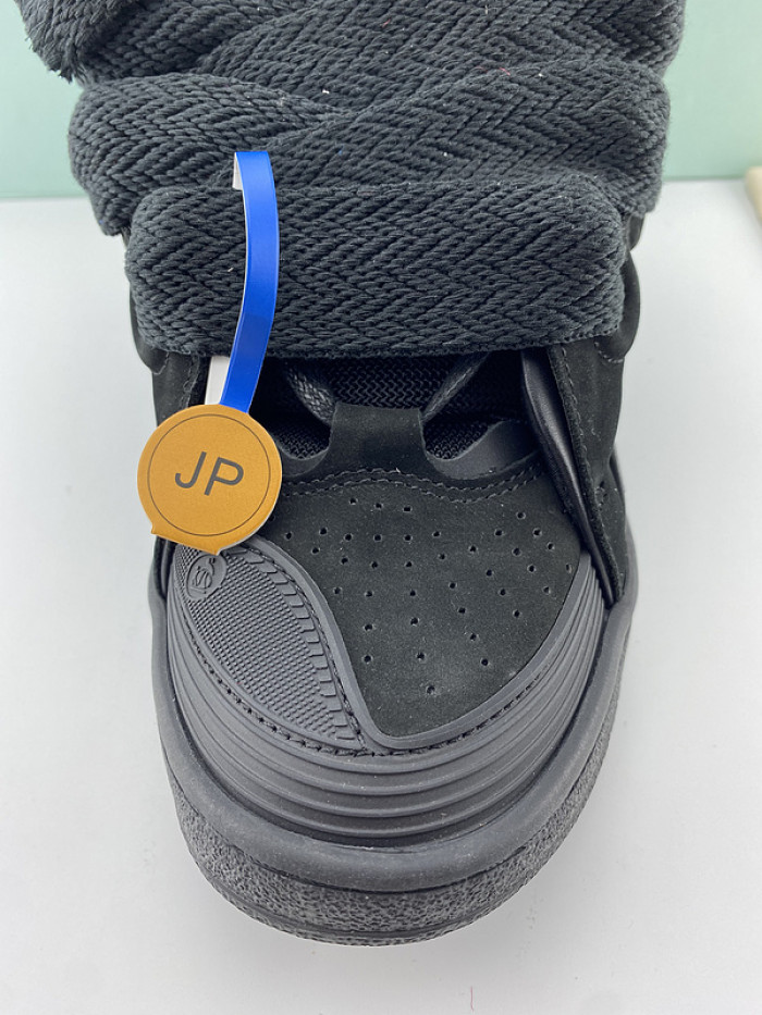 Lanu1n curb sneaker
