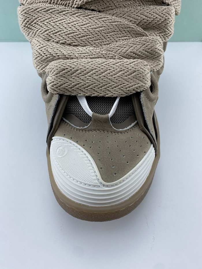 Lanu1n curb sneaker