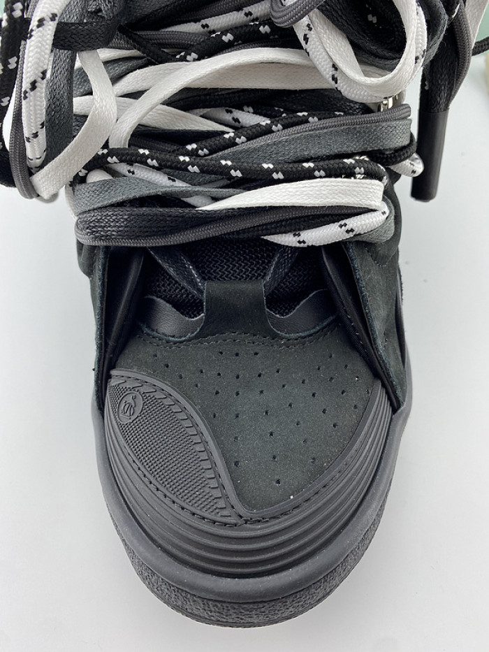 Lanu1n curb sneaker