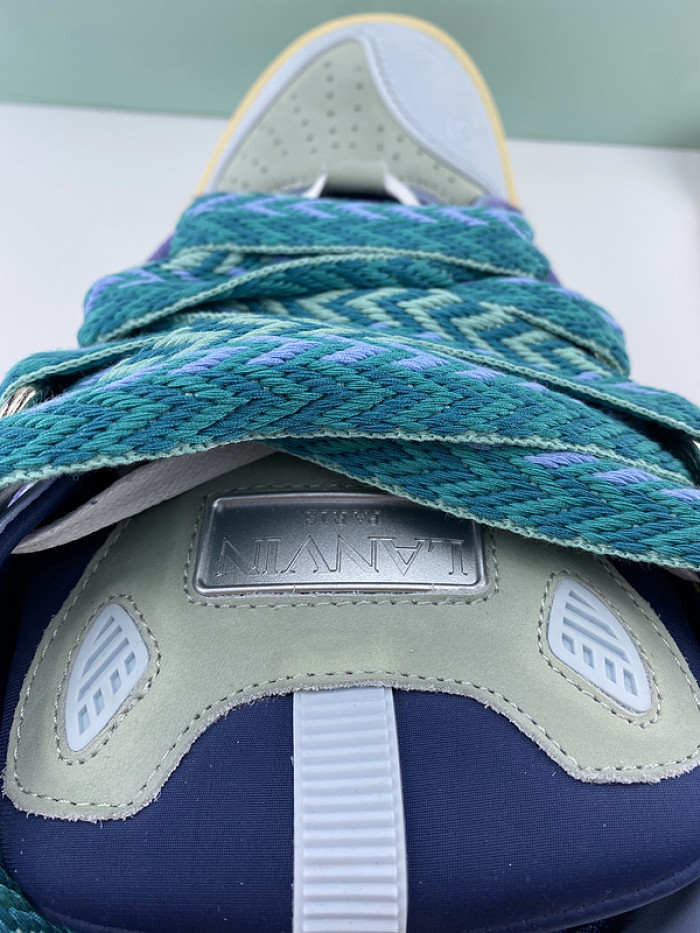 Lanu1n curb sneaker