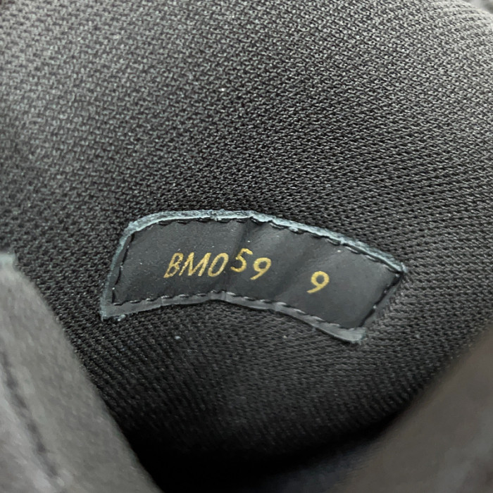 LUSV SNEAKERS
