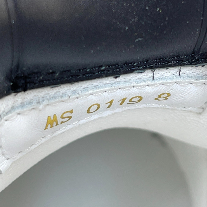 LUSV SNEAKERS