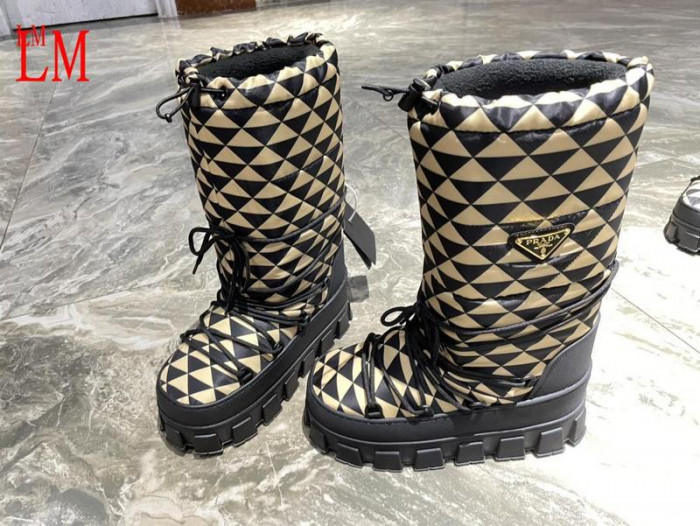 Pra*a boots