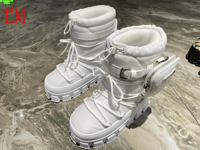 Pra*a boots