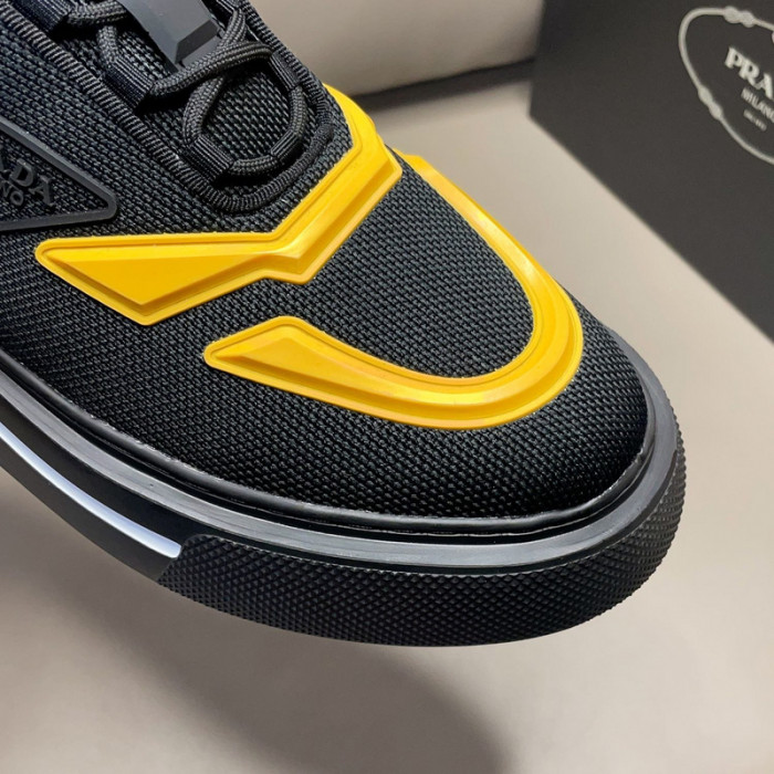 PRDA Sneaker