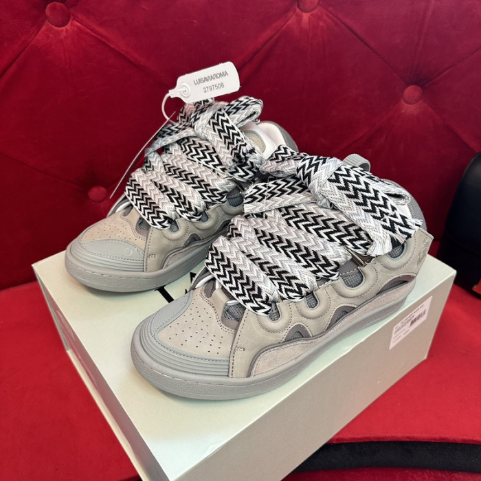 Lanu1n curb sneaker
