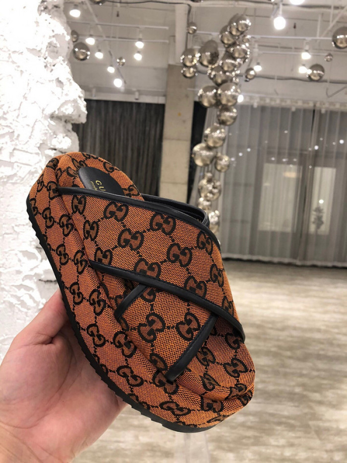 GCI GG Slide Sandal