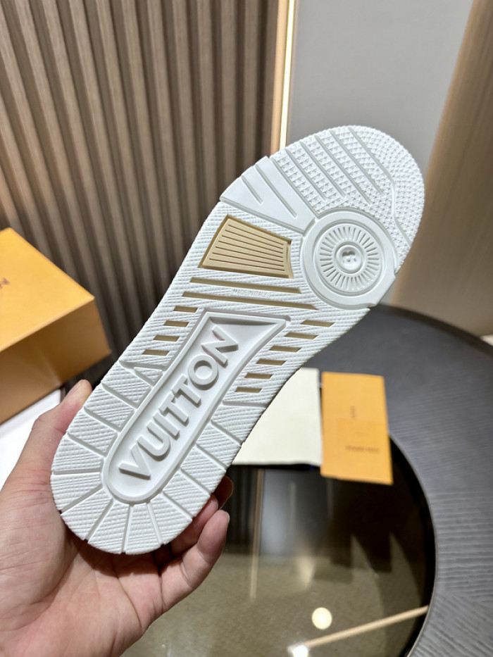 LUSV SNEAKERS