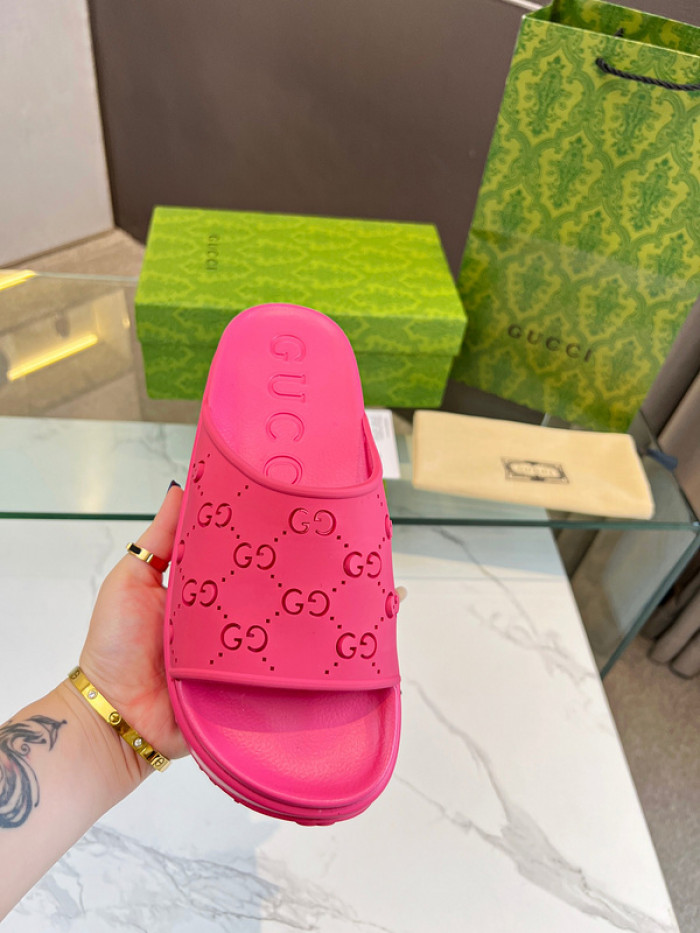 GCI GG Slide Sandal
