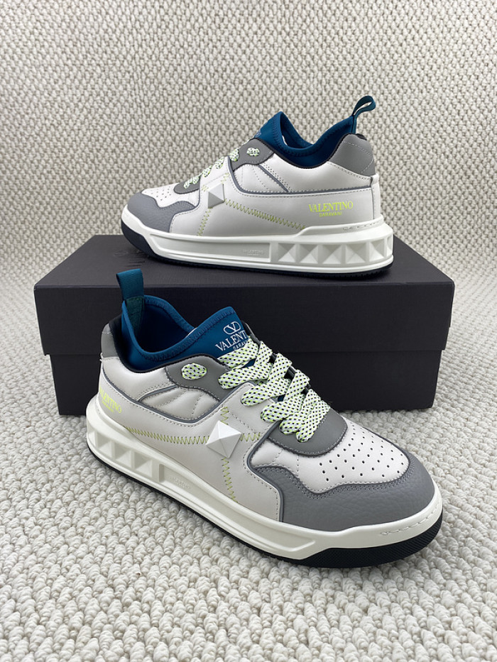 Va1e*ntin0 garavani sneaker