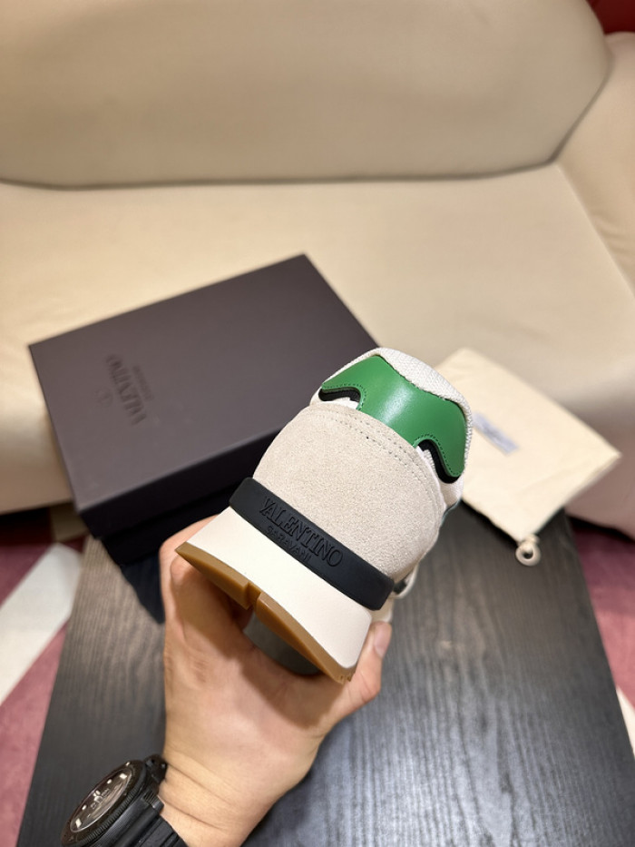 Va1e*ntin0 garavani sneaker