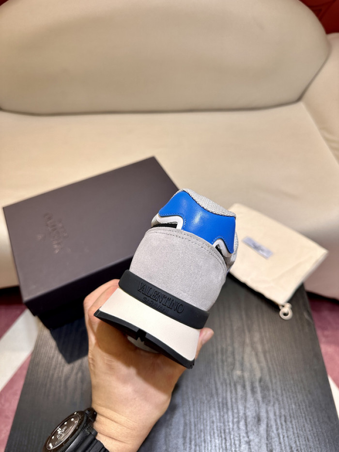 Va1e*ntin0 garavani sneaker