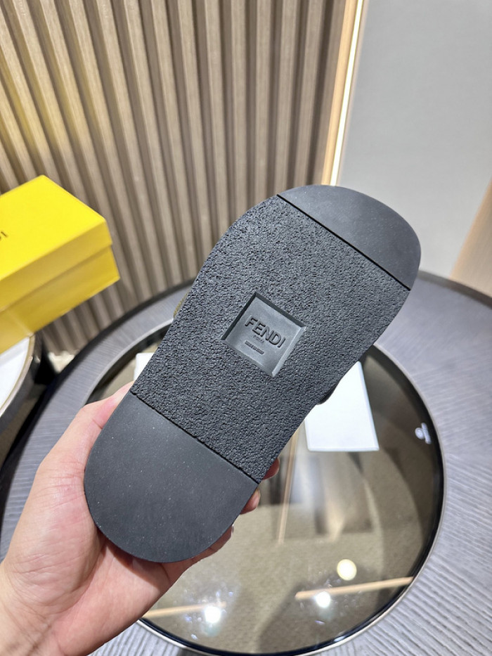 F**di sandal