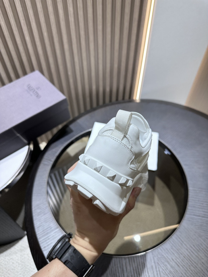 Va1e*ntin0 garavani sneaker