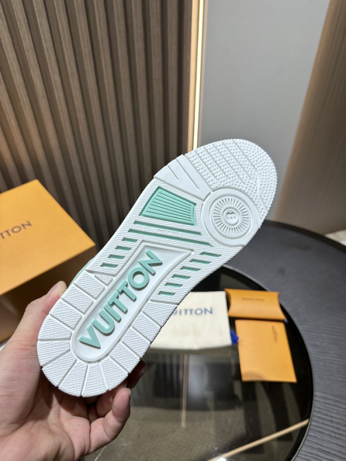 LUSV SNEAKERS