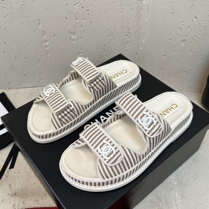 CN Slide Sandal
