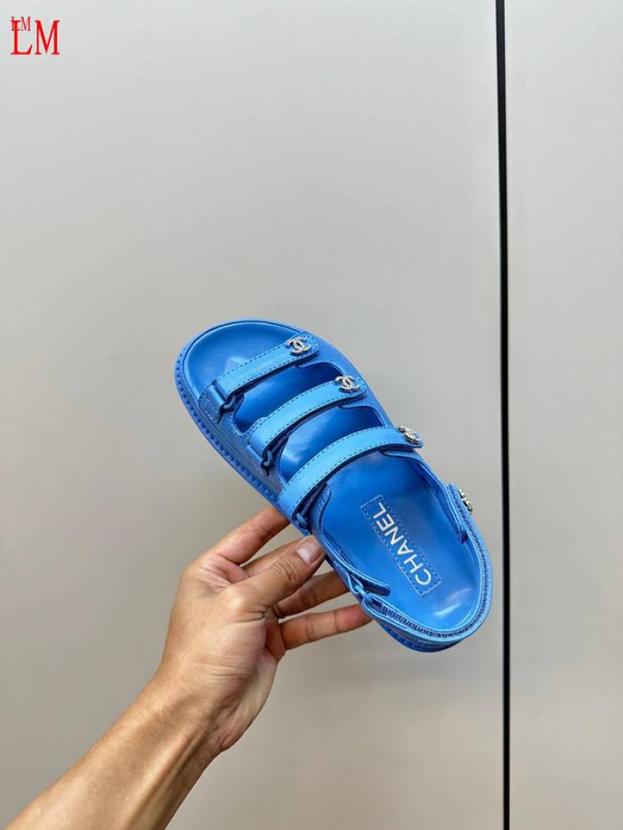 CN Slide Sandal