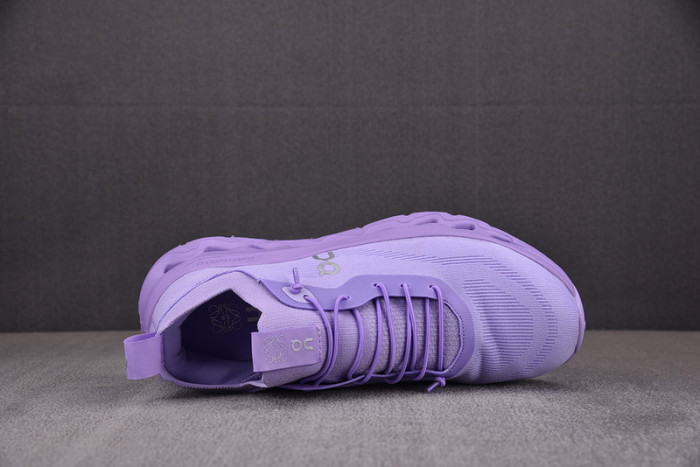 L0ew* sneaker