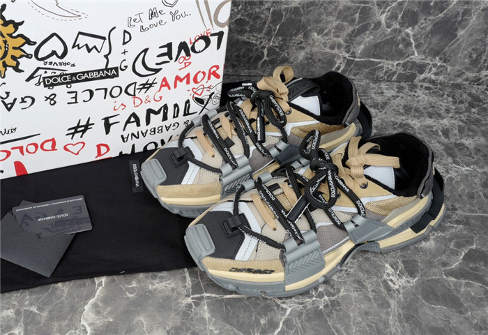 DG SNEAKER