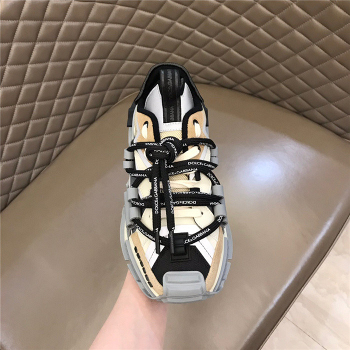 DG SNEAKER