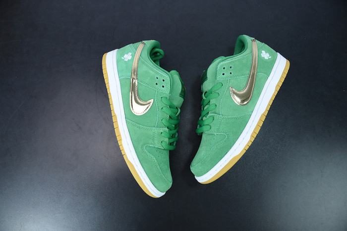 nike sb dunk low st. patR1ck