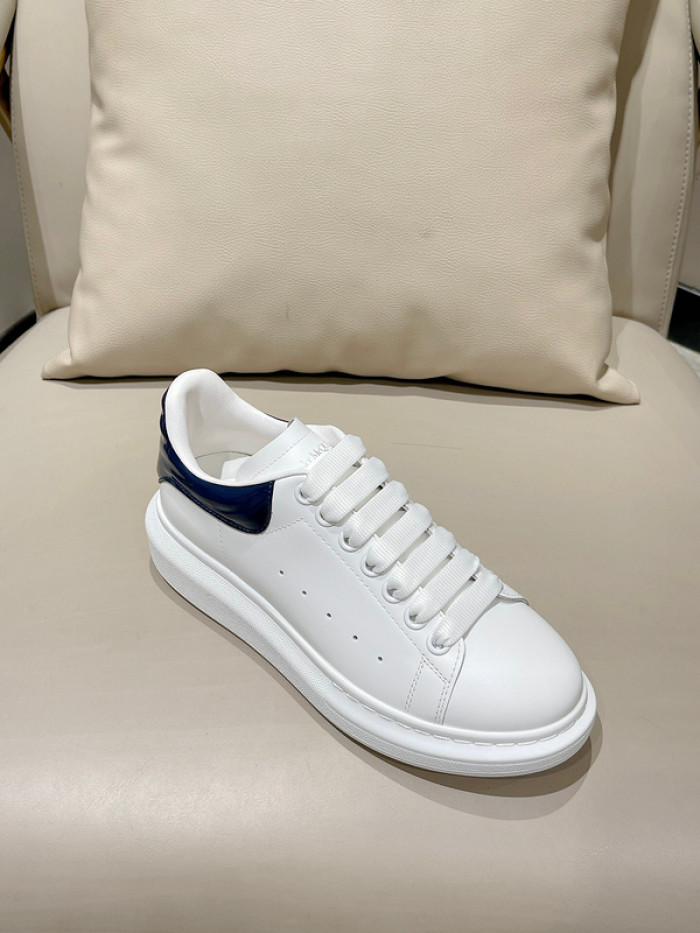 ALEXMQ Sneakers